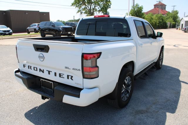 Used 2024 Nissan Frontier SL AWD/4WD image 5