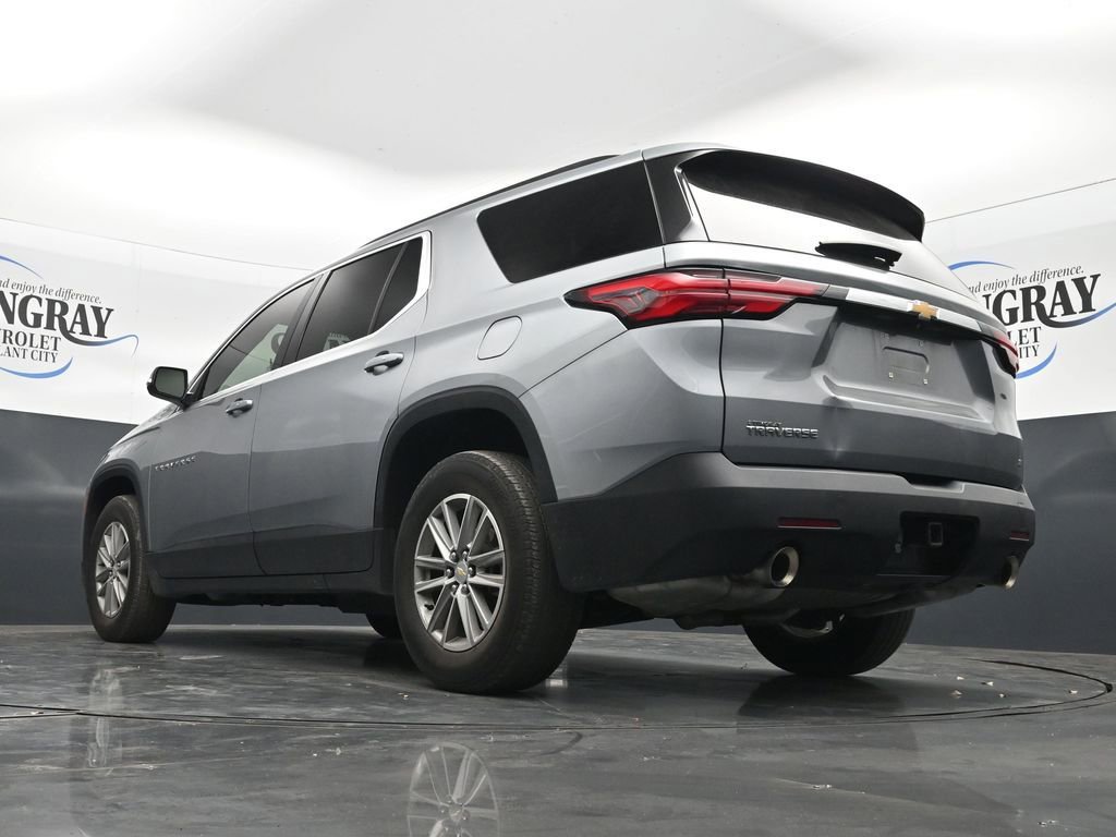 Used 2023 Chevrolet Traverse LT FWD image 30