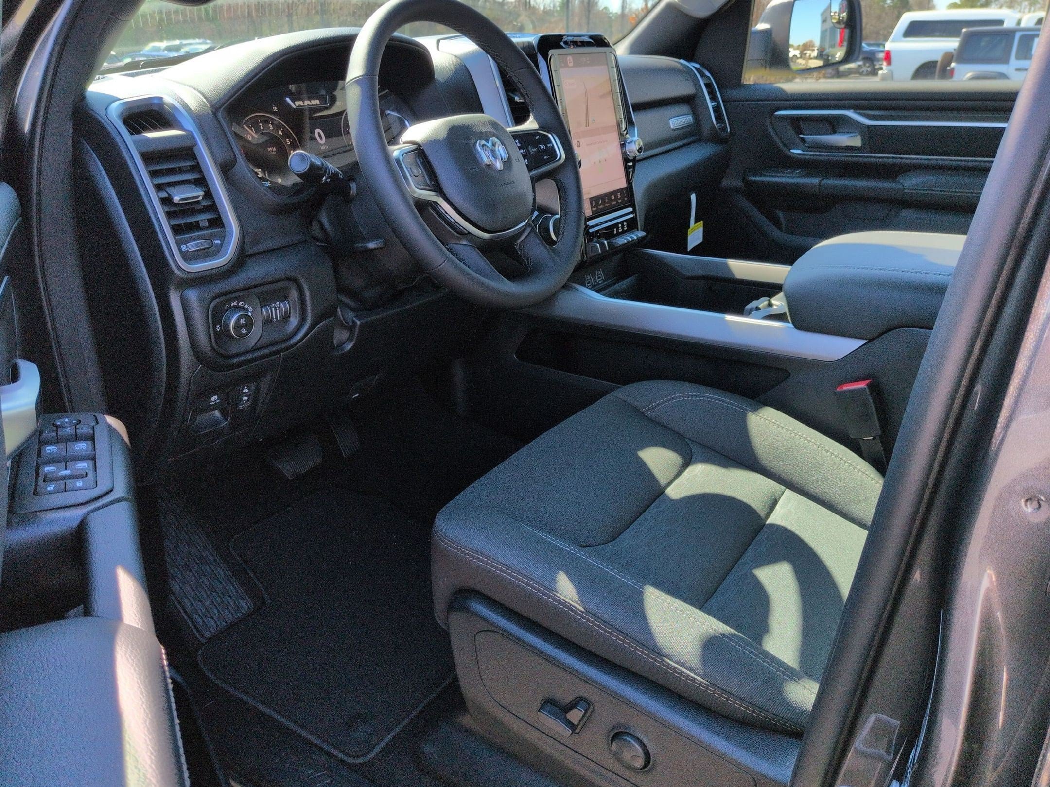 New 2026 RAM 1500 Big Horn AWD/4WD image 11
