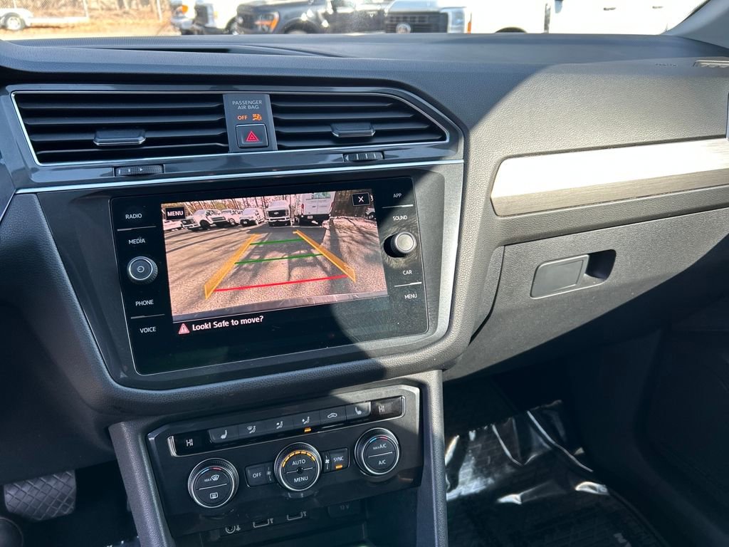 Used 2018 Volkswagen Tiguan SE image 20