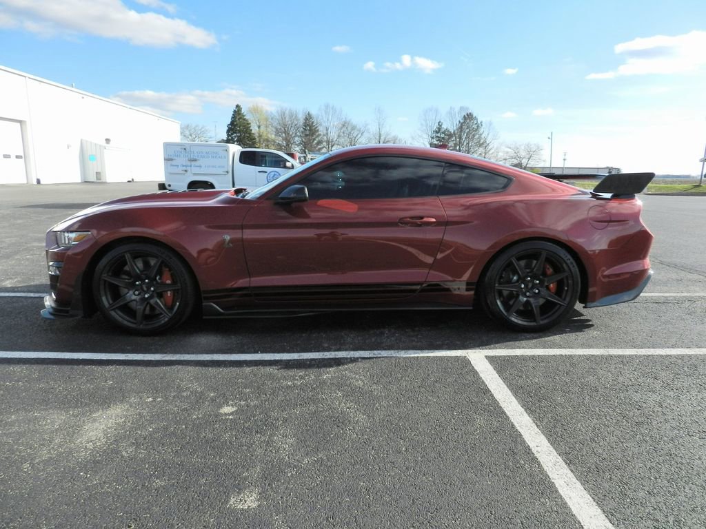 Used 2022 Ford Mustang Shelby GT500 w/ Carbon Fiber Track Pack image 6