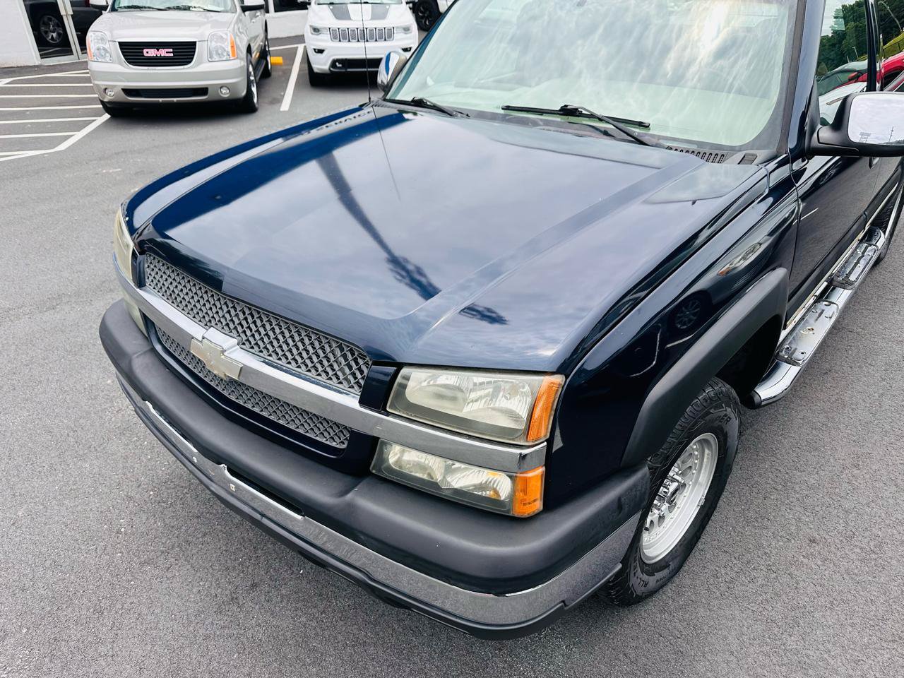 Used 2006 Chevrolet Avalanche LS w/ Sun And Sound Package AWD/4WD image 9