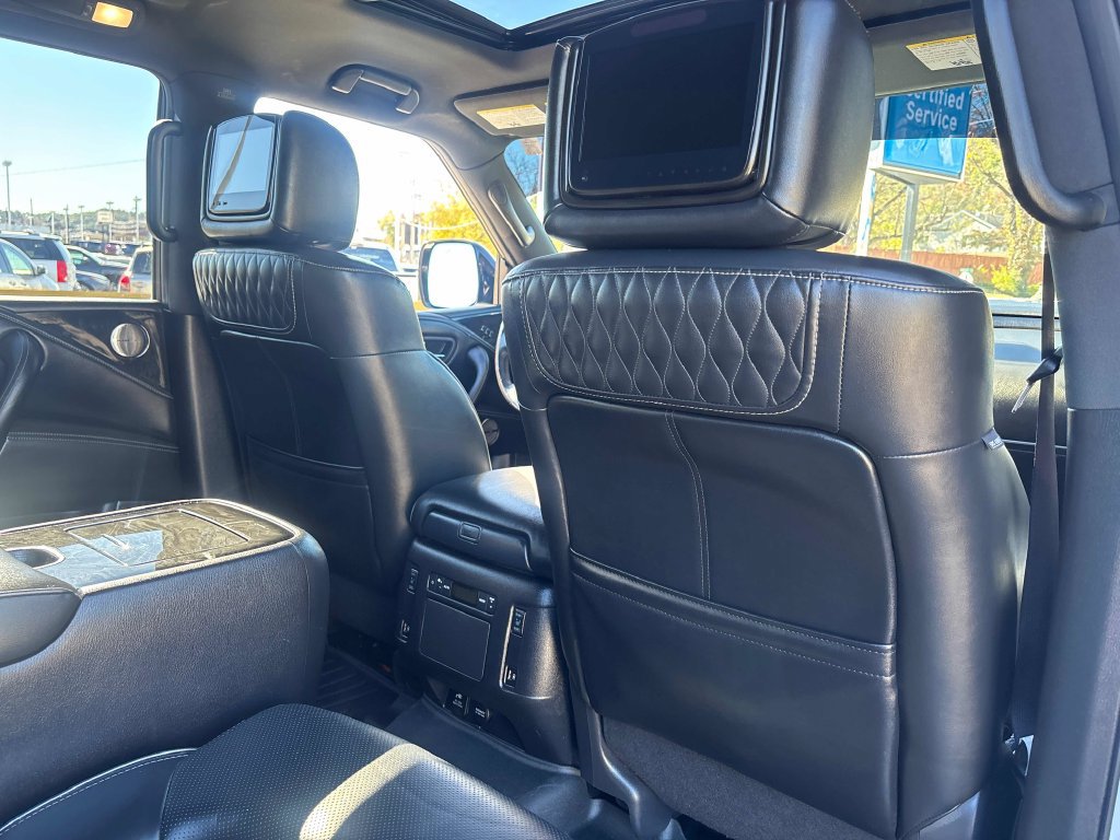 Used 2023 INFINITI QX80 Premium Select AWD/4WD image 32