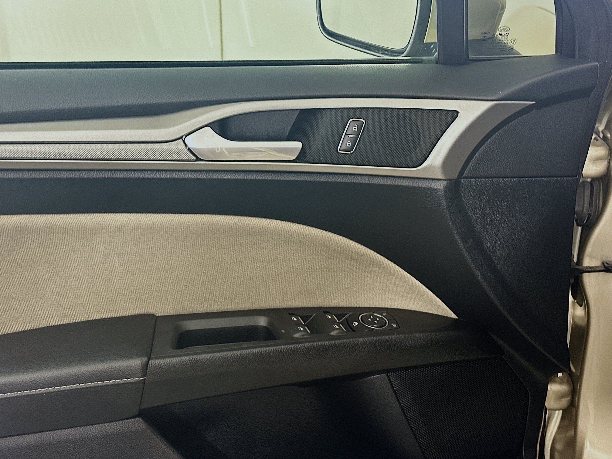 Used 2018 Ford Fusion S FWD image 15
