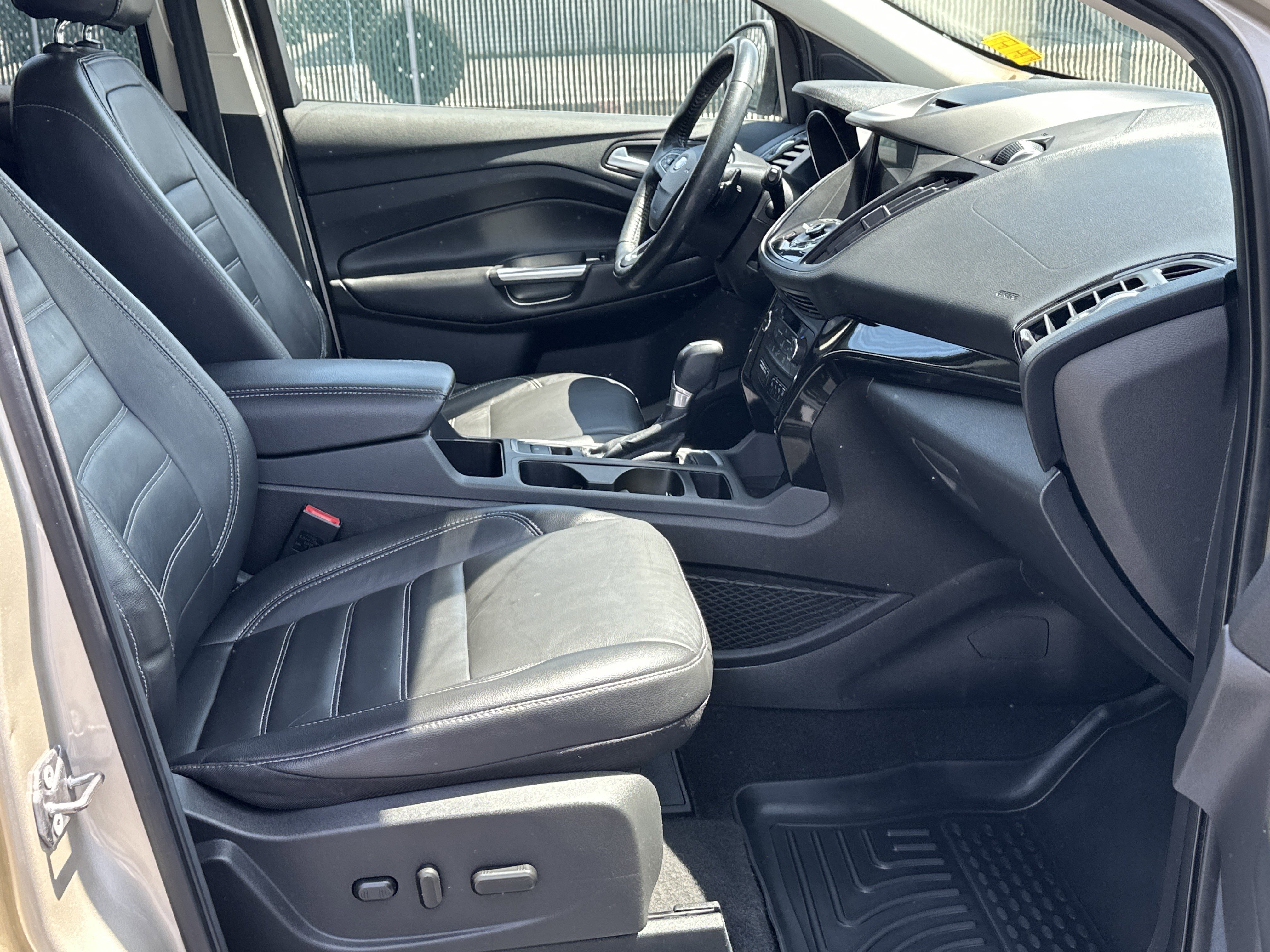 Used 2017 Ford Escape Titanium w/ Equipment Group 301A FWD image 12
