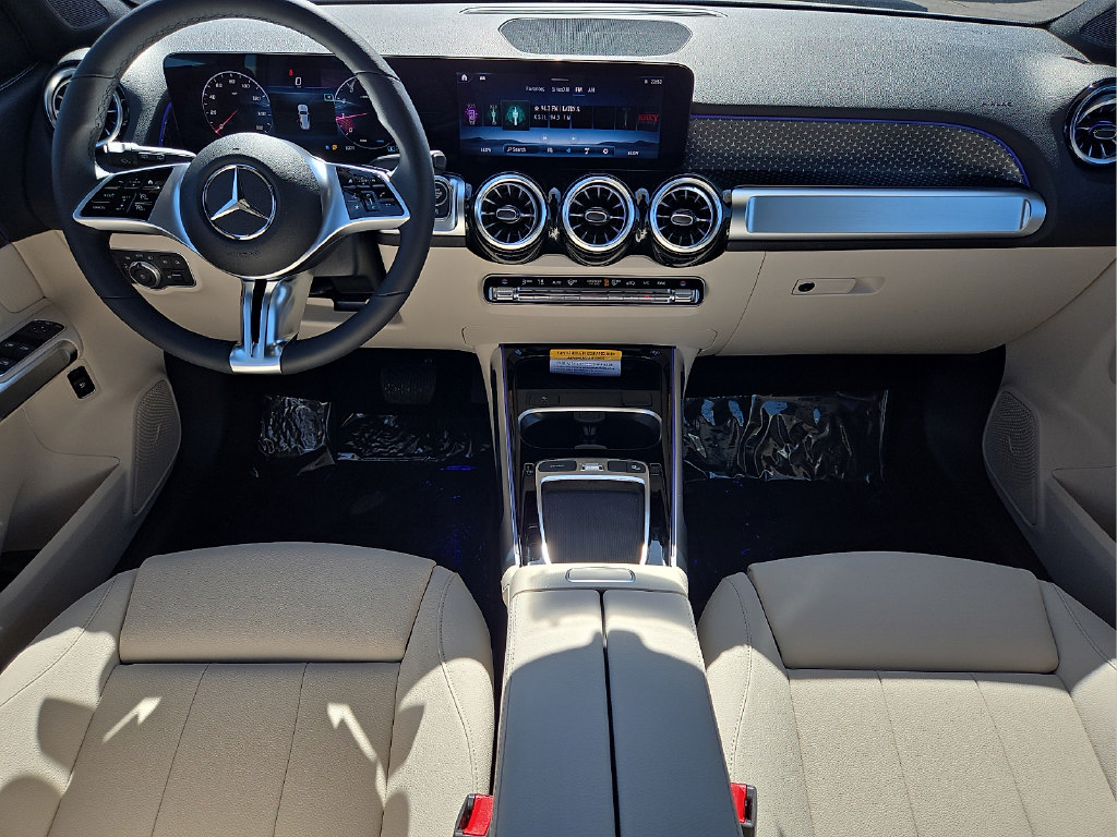 New 2026 Mercedes-Benz GLB 250 image 12
