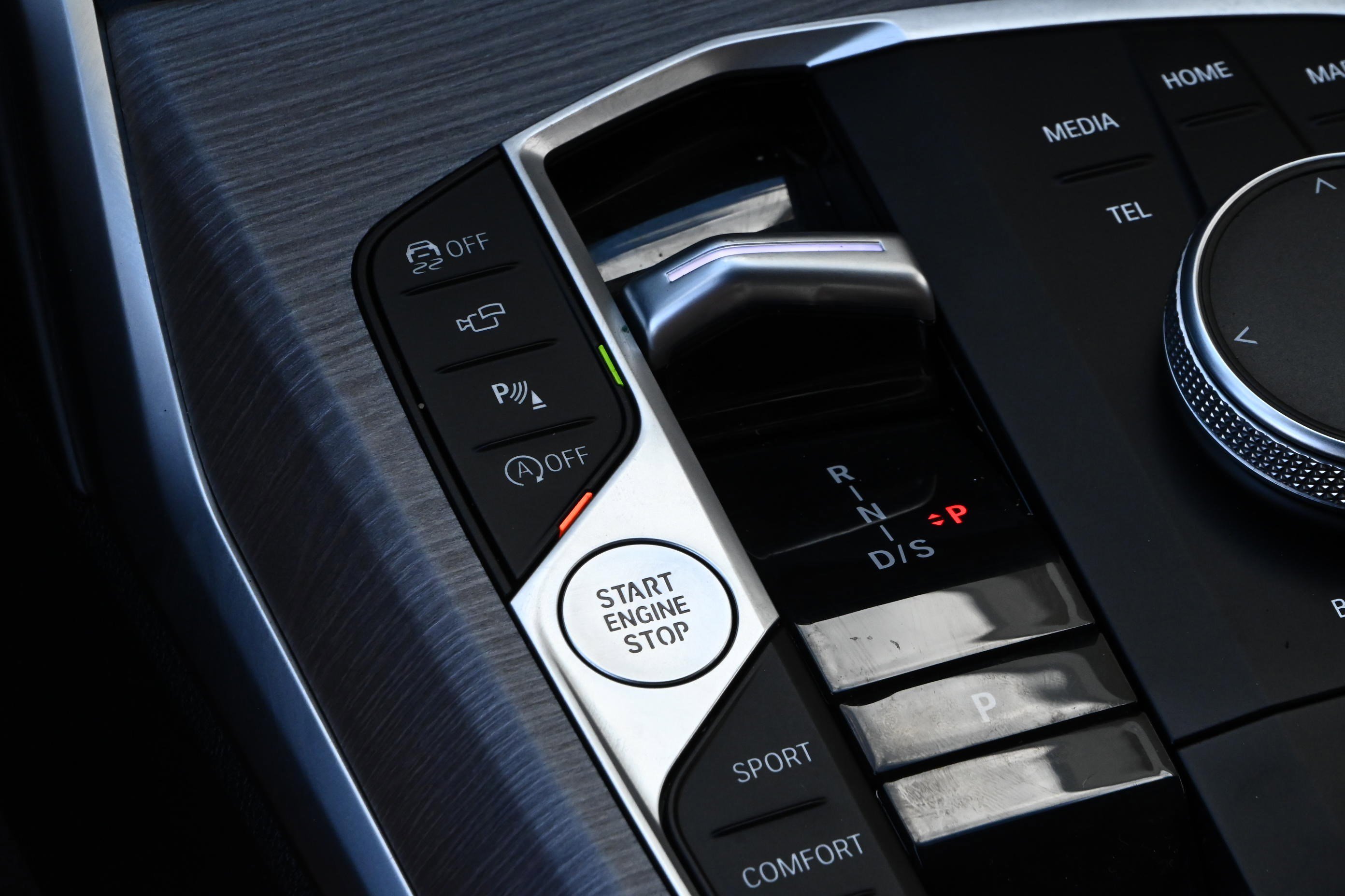 Certified 2025 BMW 330i Sedan image 16