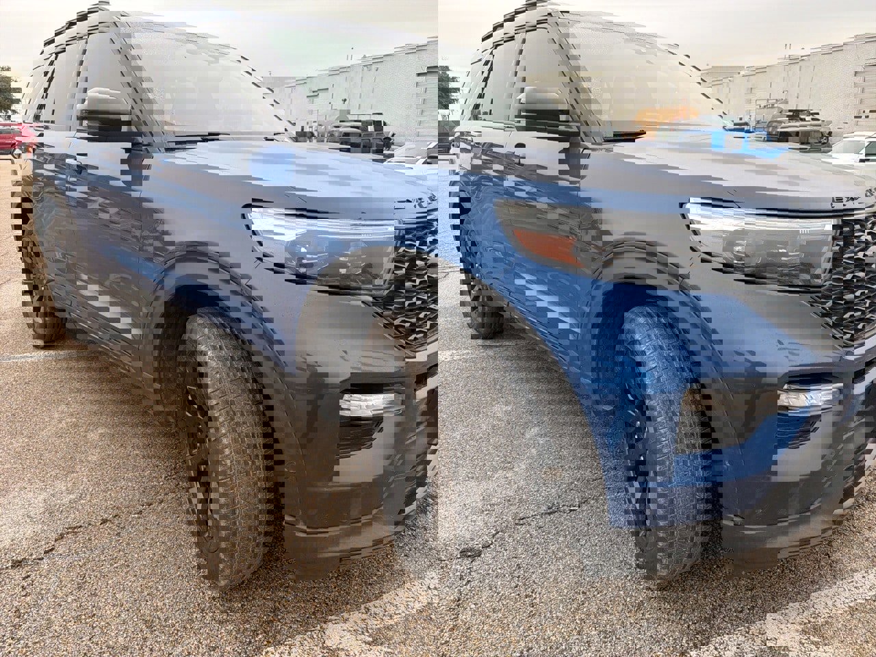 Used 2022 Ford Explorer ST w/ Equipment Group 401A image 3