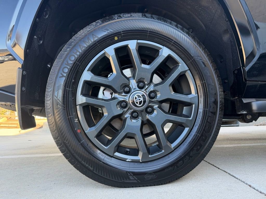 Used 2026 Toyota Sequoia Platinum image 33