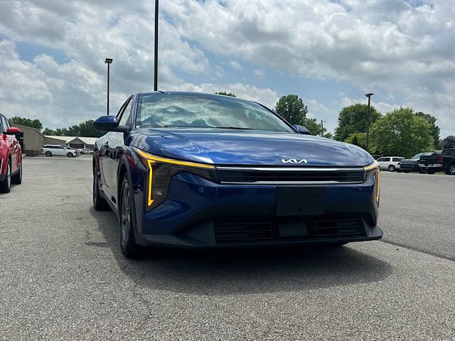 Used 2025 Kia K4 FWD image 9