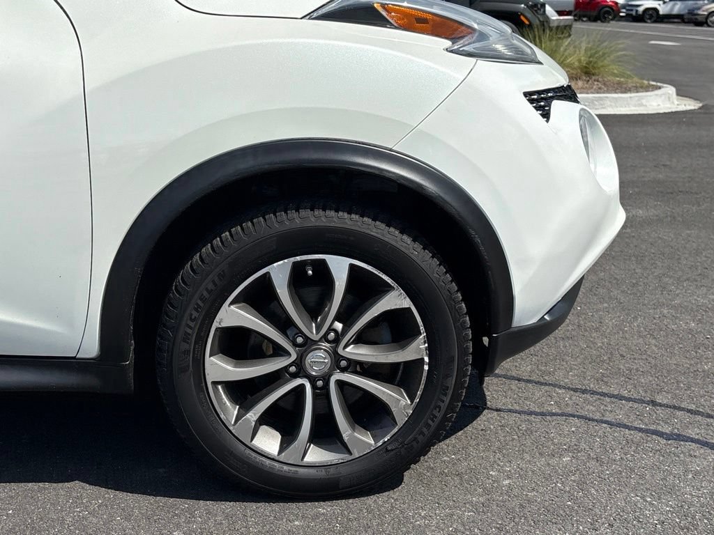 Used 2017 Nissan Juke SV w/ Technology Package AWD/4WD image 8