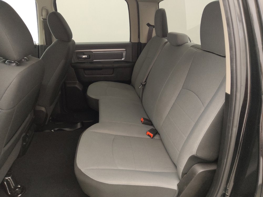 Used 2021 RAM 1500 Classic SLT RWD image 18