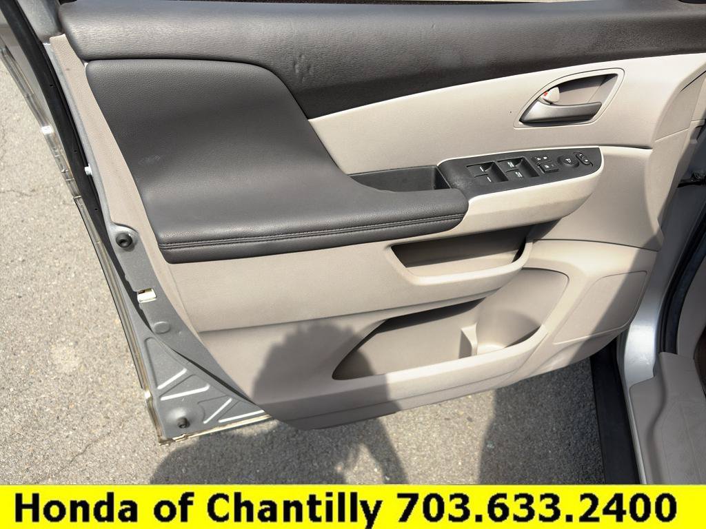 Used 2012 Honda Odyssey EX image 20