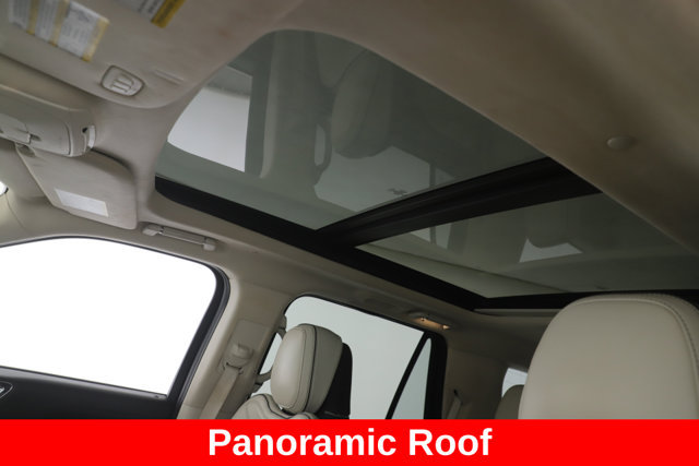 Used 2021 Lincoln Navigator Black Label w/ Special Edition Package AWD/4WD image 19
