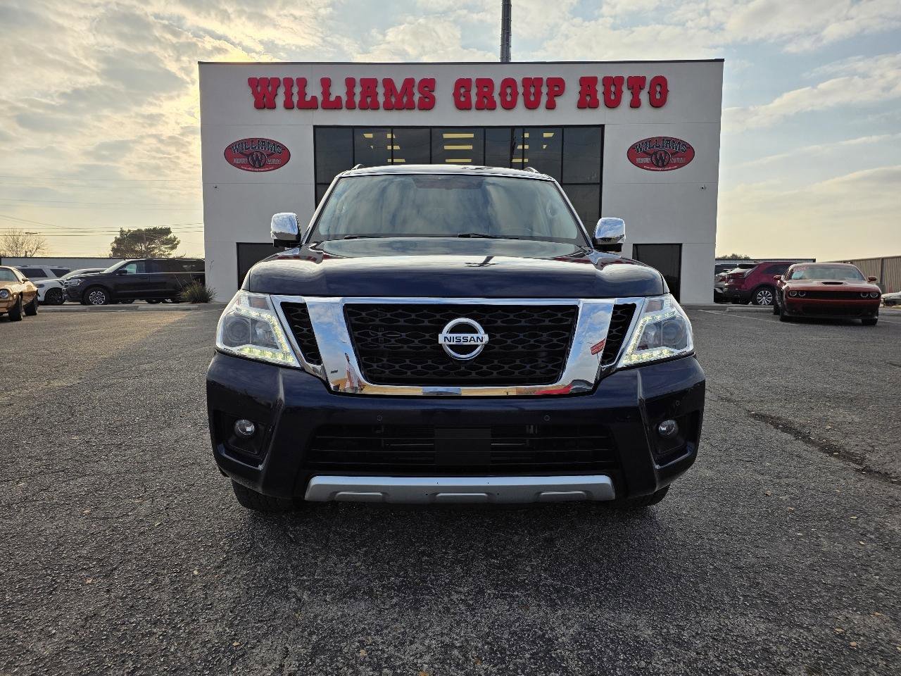 Used 2018 Nissan Armada SL w/ Moonroof Package image 2