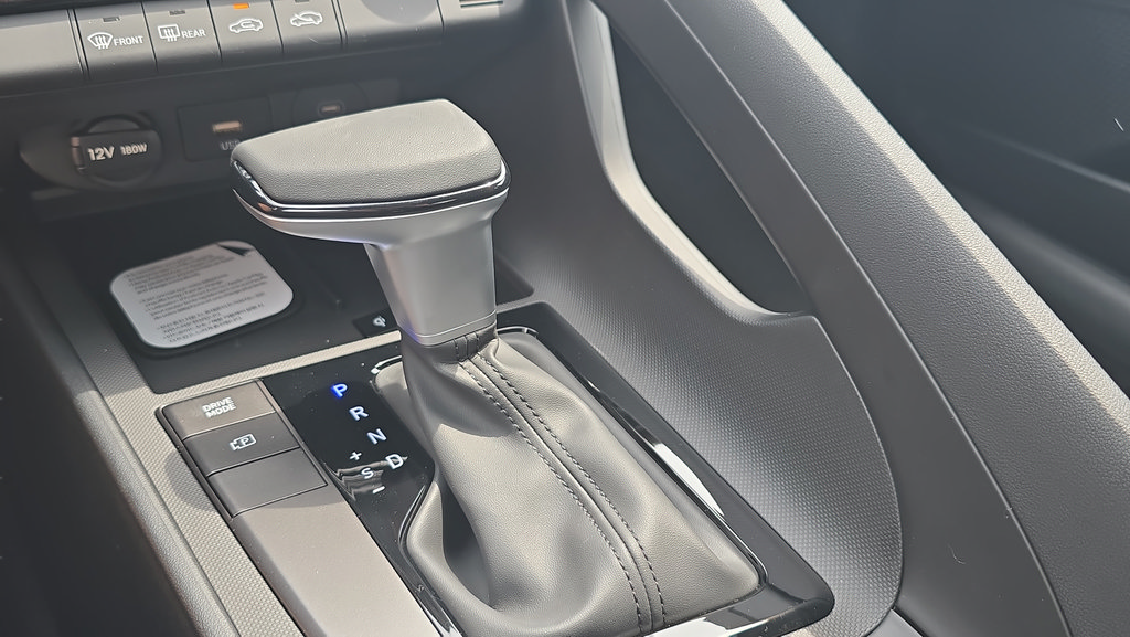 New 2026 Hyundai Elantra Sport FWD image 20