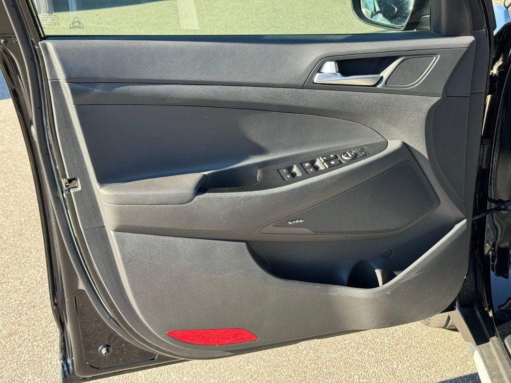 Used 2019 Hyundai Tucson Sport image 24
