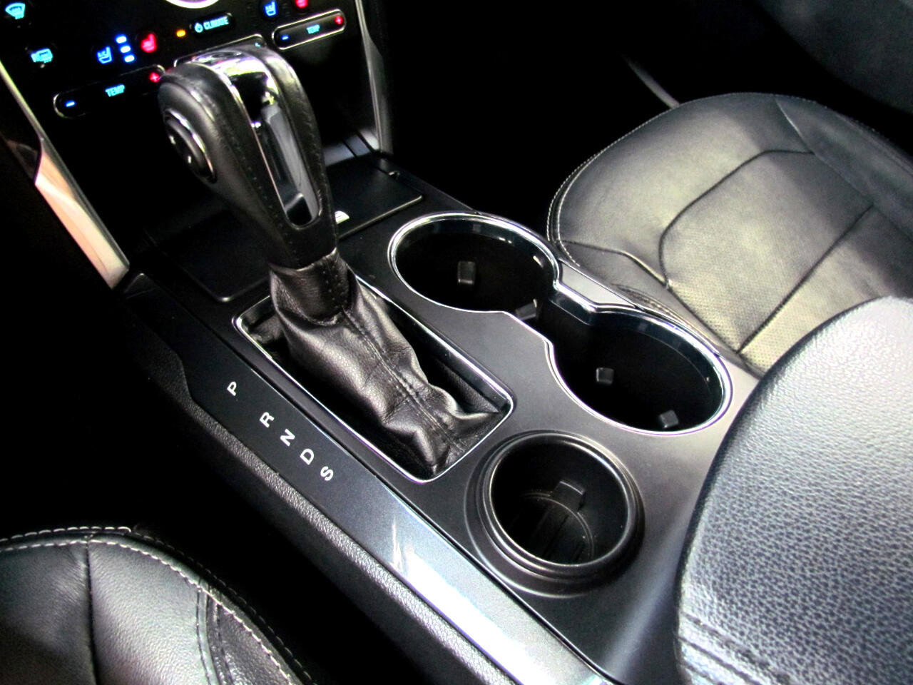 Used 2018 Ford Explorer Limited w/ Equipment Group 301A image 41