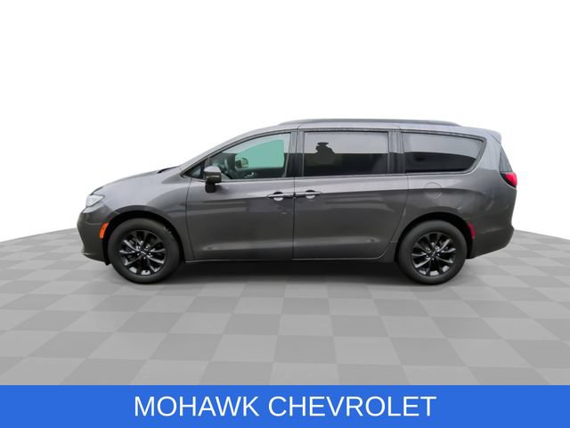 Used 2022 Chrysler Pacifica Touring-L w/ S Appearance Package AWD/4WD image 6