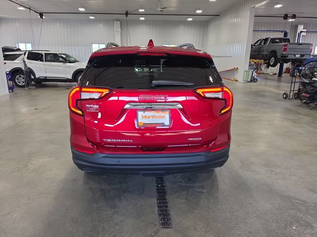 Used 2024 GMC Terrain SLE w/ Driver Convenience Package AWD/4WD image 7
