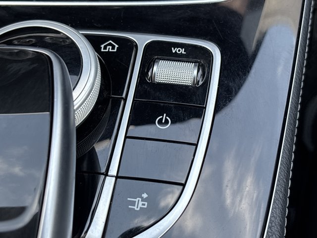 Used 2018 Mercedes-Benz E 400 4MATIC Cabriolet image 41