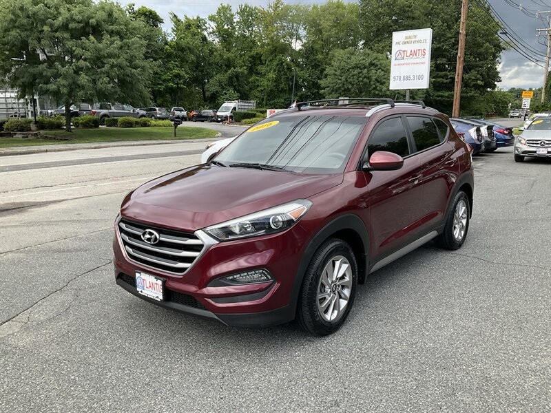 Used 2017 Hyundai Tucson SE w/ SE Popular Package 02