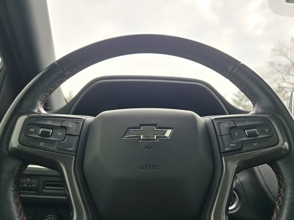 Used 2021 Chevrolet Suburban RST w/ Rear Media and Nav Package image 24