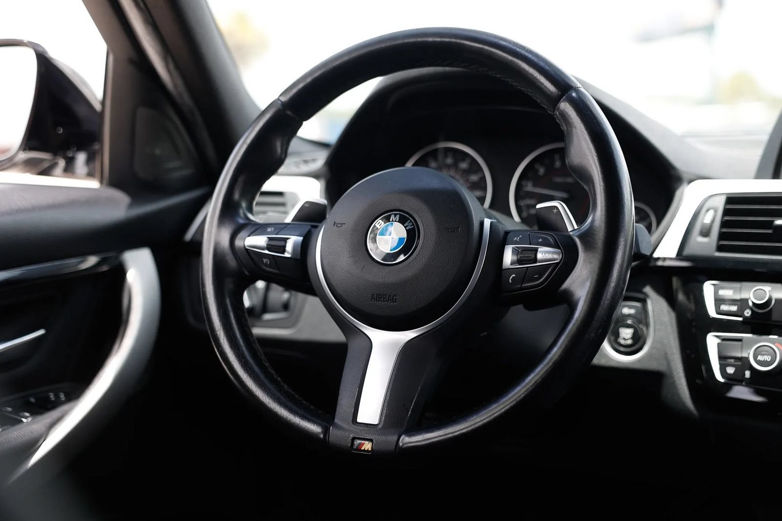 Used 2018 BMW 340i Sedan RWD image 28
