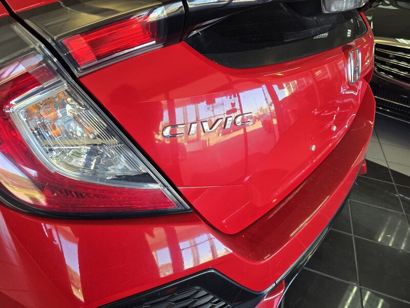 Used 2017 Honda Civic Sport image 27