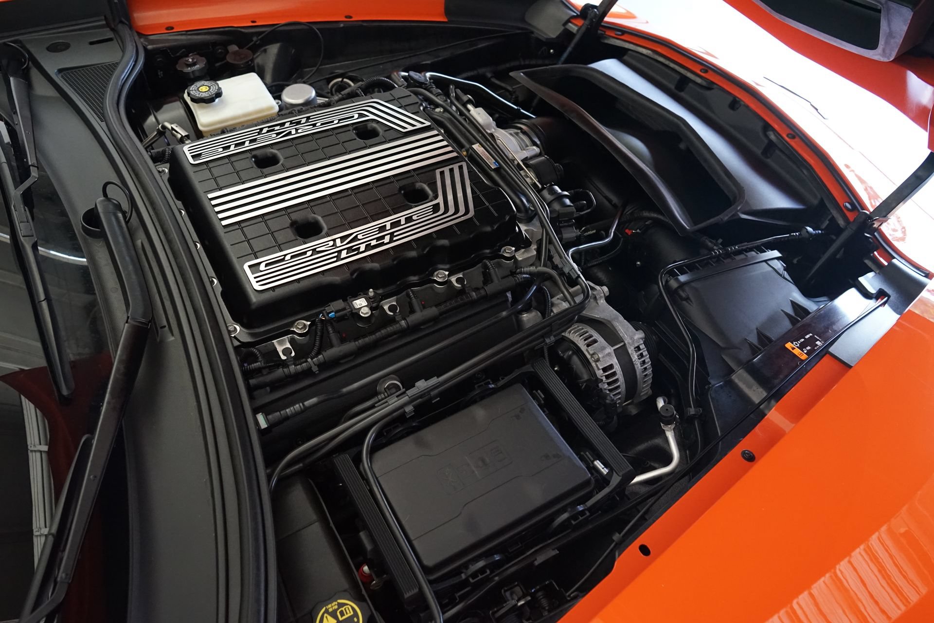Used 2019 Chevrolet Corvette Z06 w/ Battery Protection Package RWD image 19