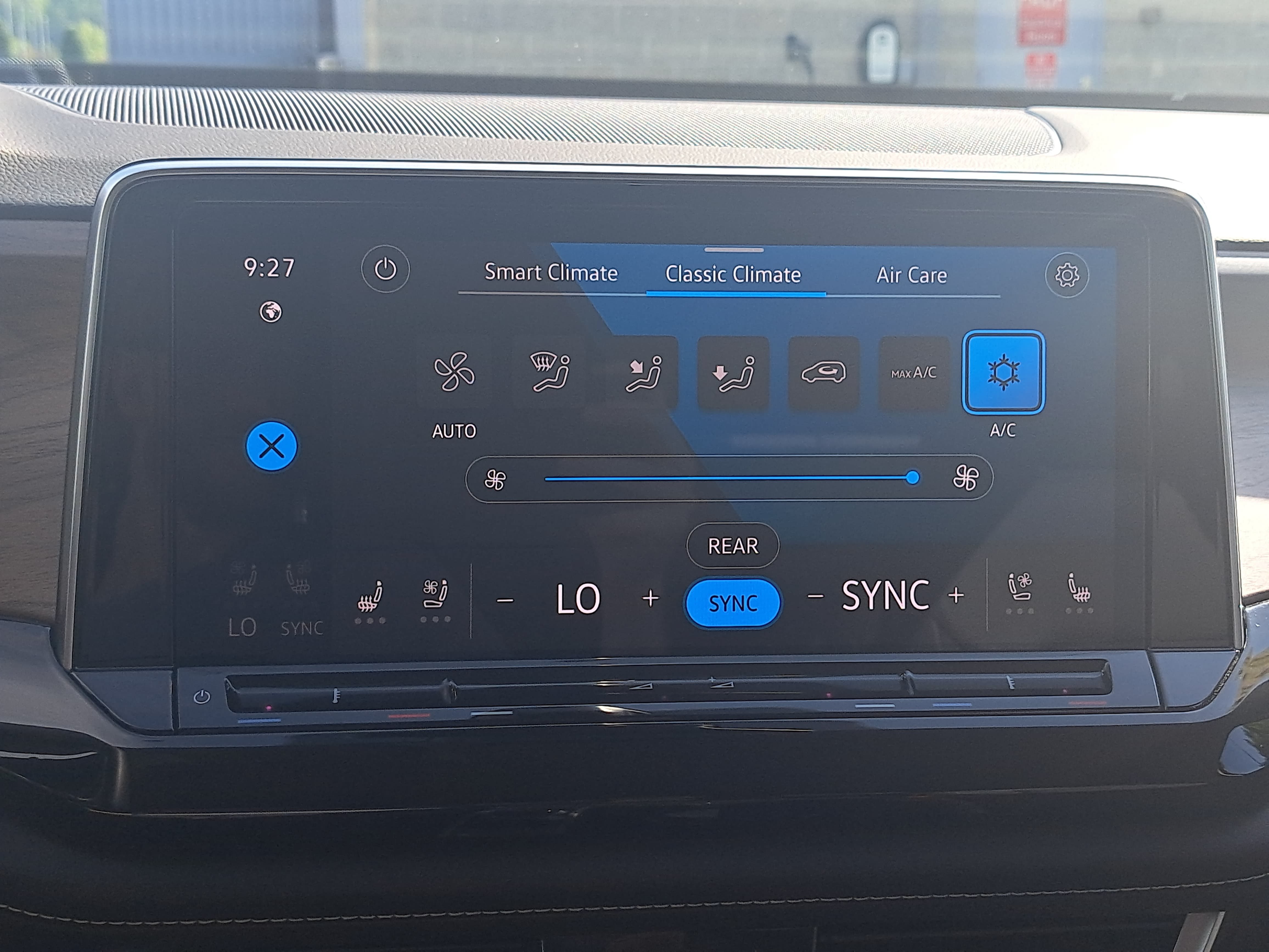 Certified 2026 Volkswagen Atlas SE AWD/4WD image 23
