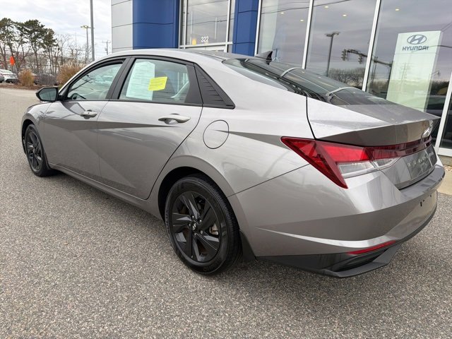 Certified 2022 Hyundai Elantra SEL image 8