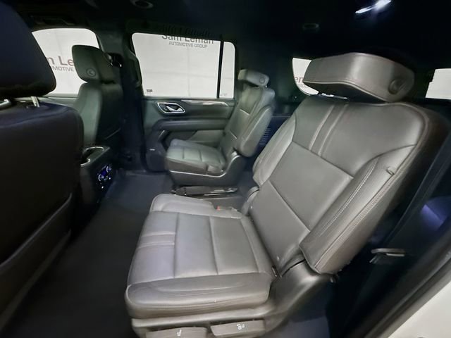 Used 2022 Chevrolet Suburban RST w/ Luxury Package AWD/4WD image 27