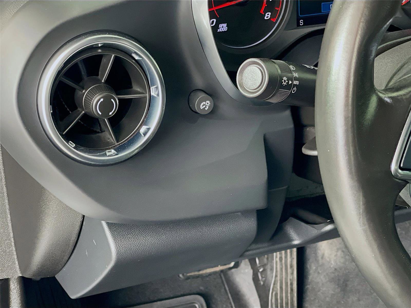 Used 2024 Chevrolet Camaro LT image 14