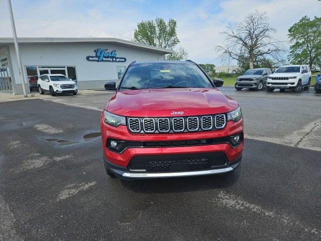 Used 2024 Jeep Compass Limited AWD/4WD image 3