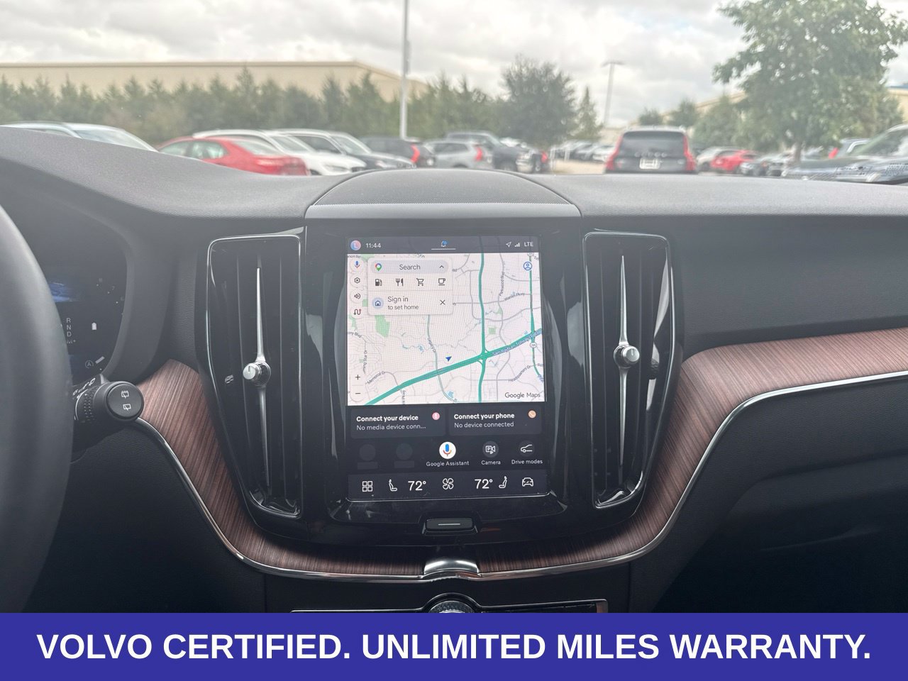Certified 2024 Volvo XC60 B5 Plus w/ Protection Package Premier AWD/4WD image 33
