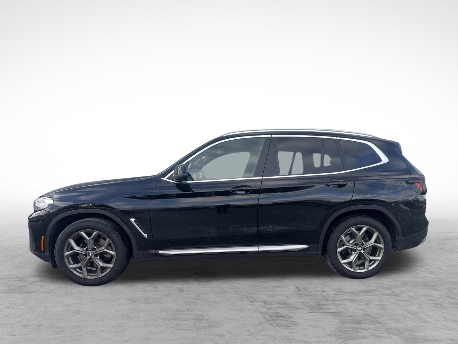 Used 2023 BMW X3 xDrive30i w/ Premium Package image 5