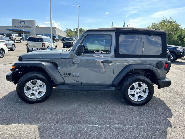 Used 2022 Jeep Wrangler Sport AWD/4WD image 7
