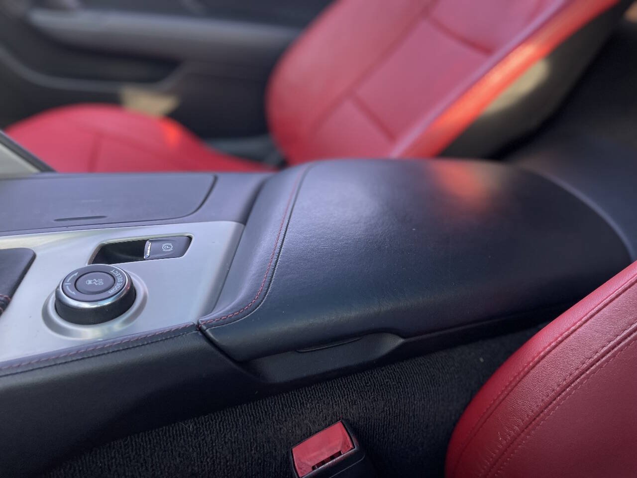 Used 2014 Chevrolet Corvette Stingray Coupe RWD image 19