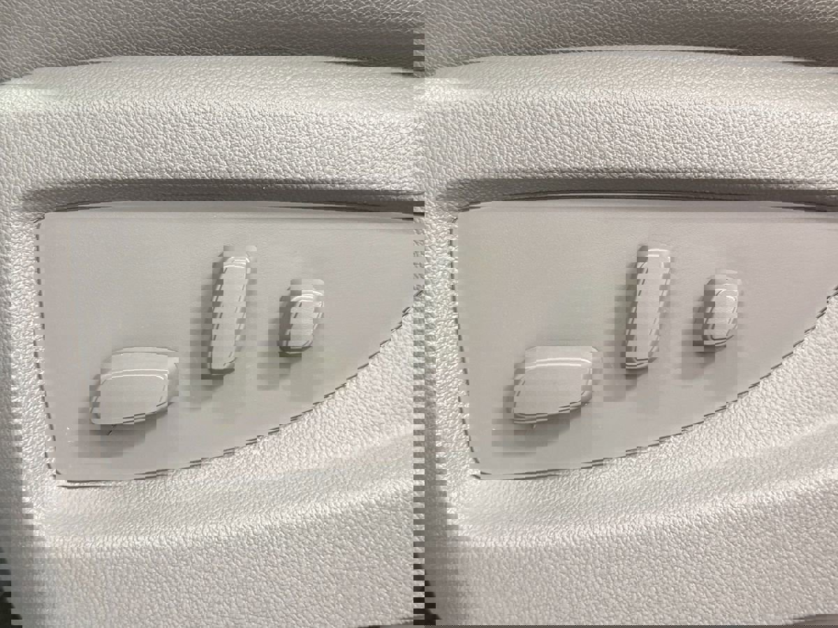 Used 2017 Chevrolet Silverado 1500 LTZ w/ Sport Package image 25