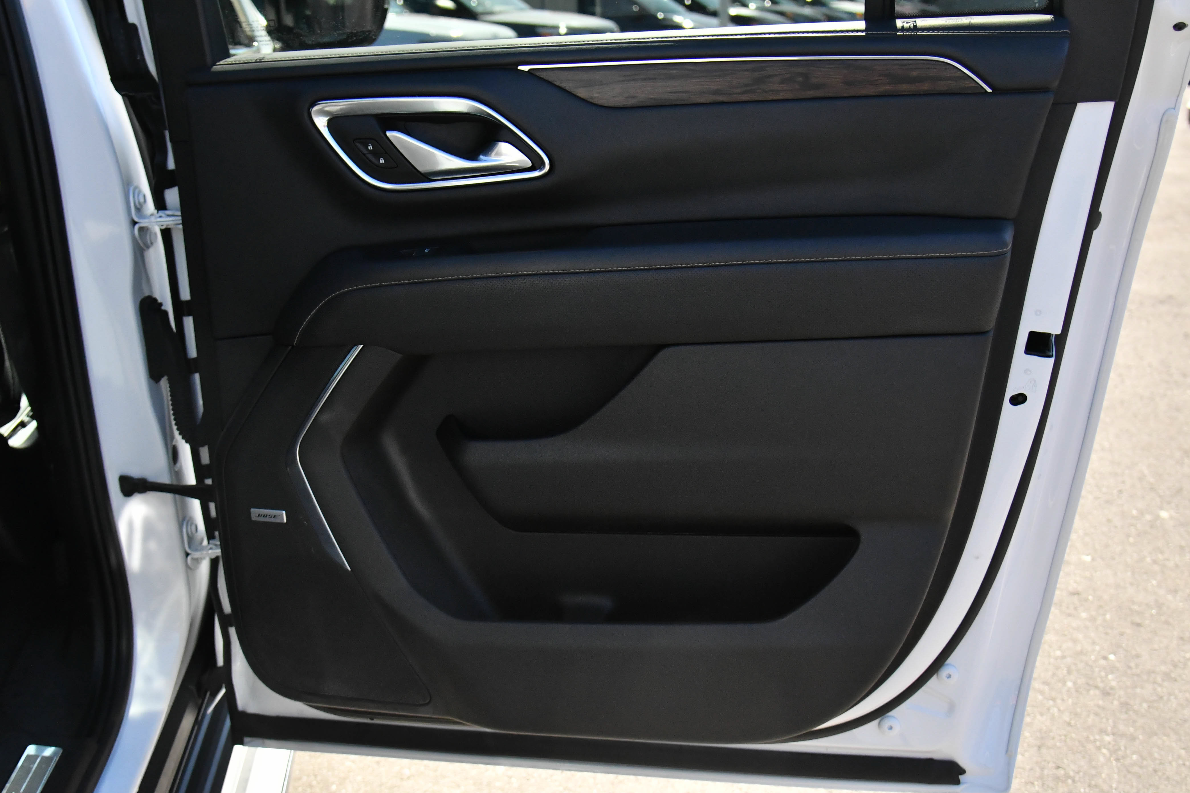 Used 2023 Chevrolet Suburban Premier RWD image 48