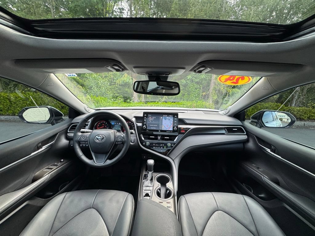 Used 2024 Toyota Camry XSE w/ Navigation Package FWD image 5