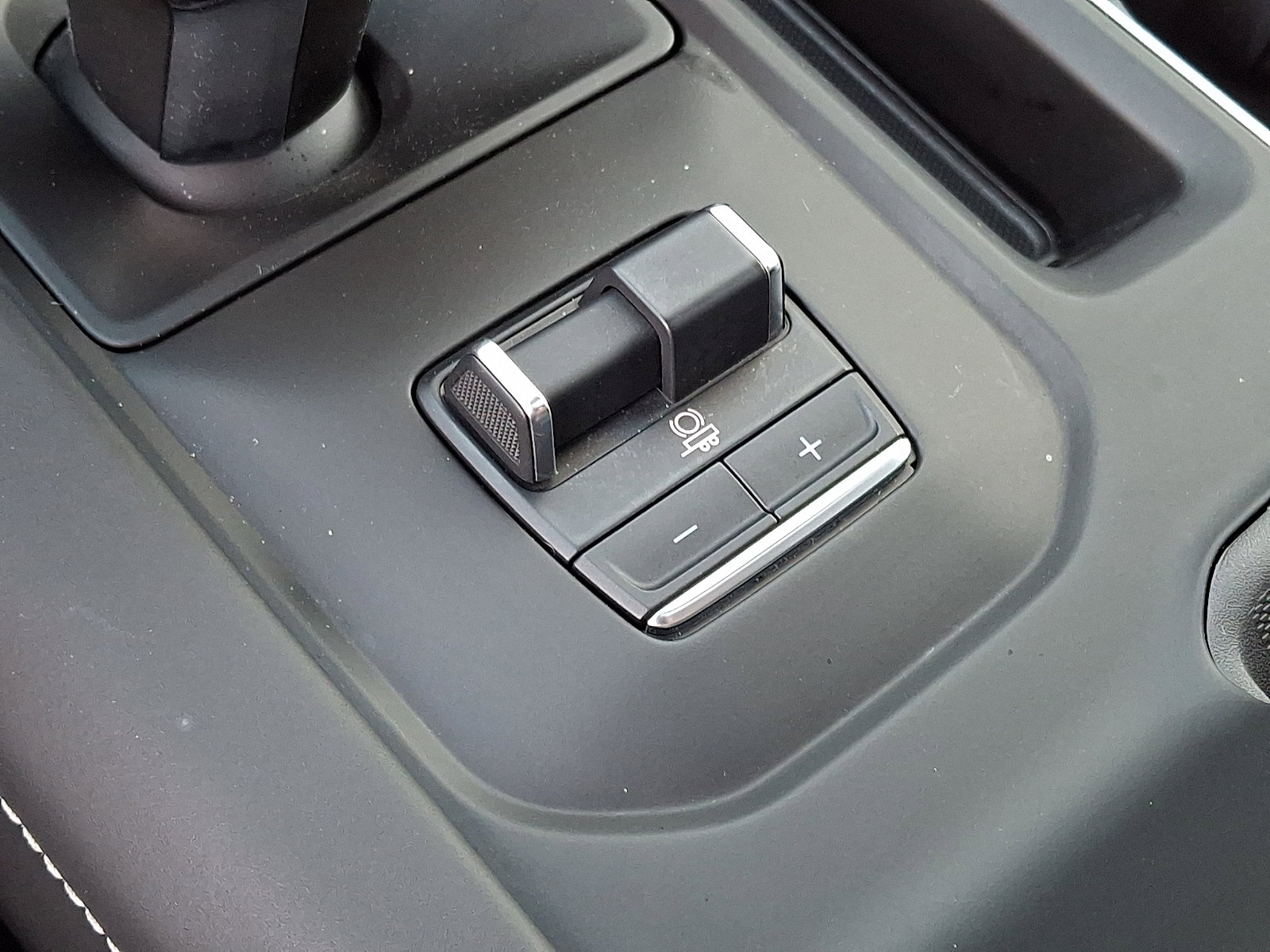 Certified 2025 GMC Sierra 1500 Denali Ultimate AWD/4WD image 20