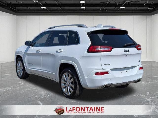 Used 2018 Jeep Cherokee Overland AWD/4WD image 3