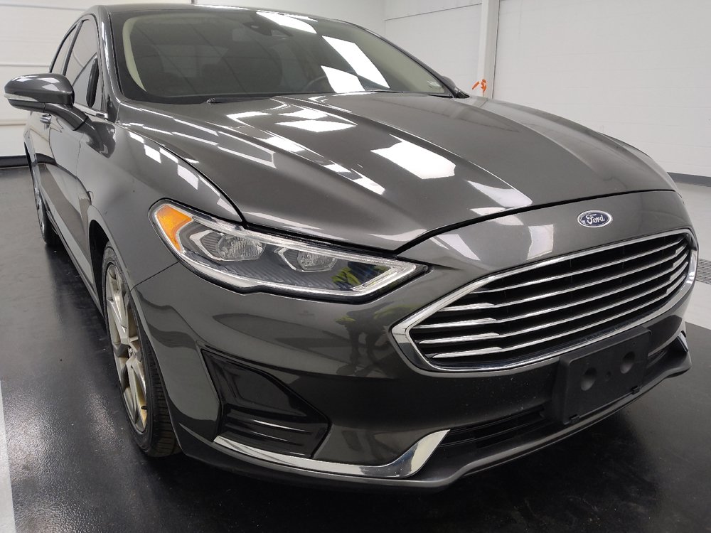 Used 2020 Ford Fusion SEL FWD image 13