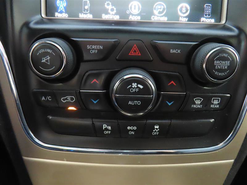 Used 2015 Jeep Grand Cherokee Limited w/ Luxury Group II image 30