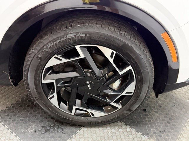 Used 2024 Kia Sportage SX AWD/4WD image 16