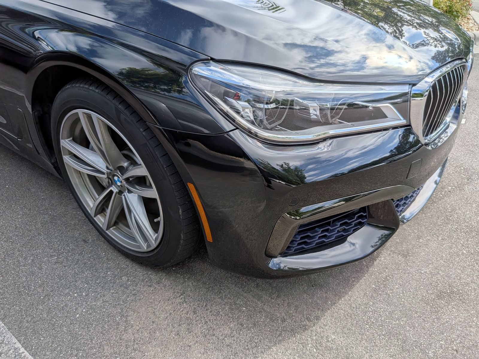 Used 2018 BMW 750i RWD image 10