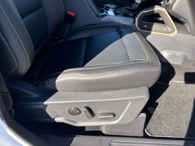 New 2025 Ford Bronco Badlands image 14