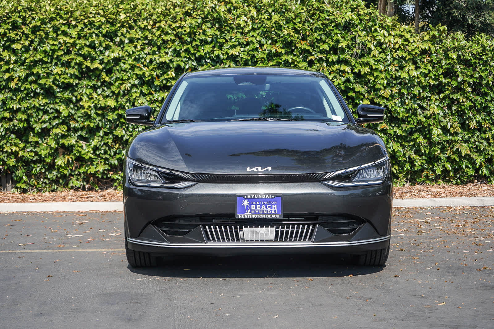 Used 2023 Kia EV6 Light RWD image 2